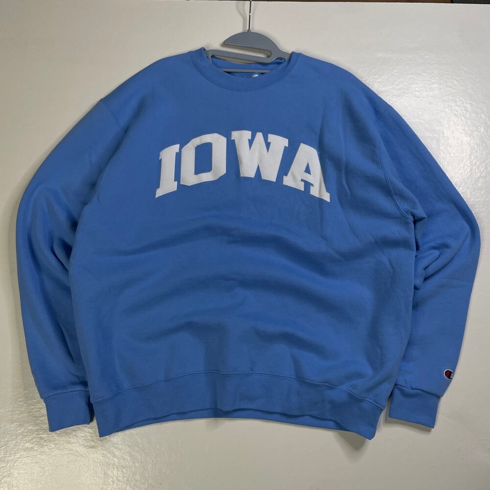 Champion Iowa Crewneck Sweatshirt Blue Men's XL Embroidered Logo Pullover